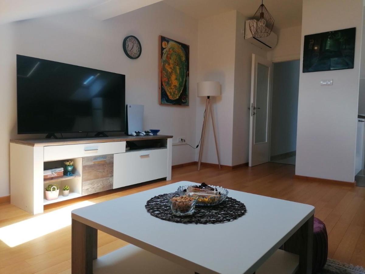 Sofija Apartment บันยาลูกา ภายนอก รูปภาพ