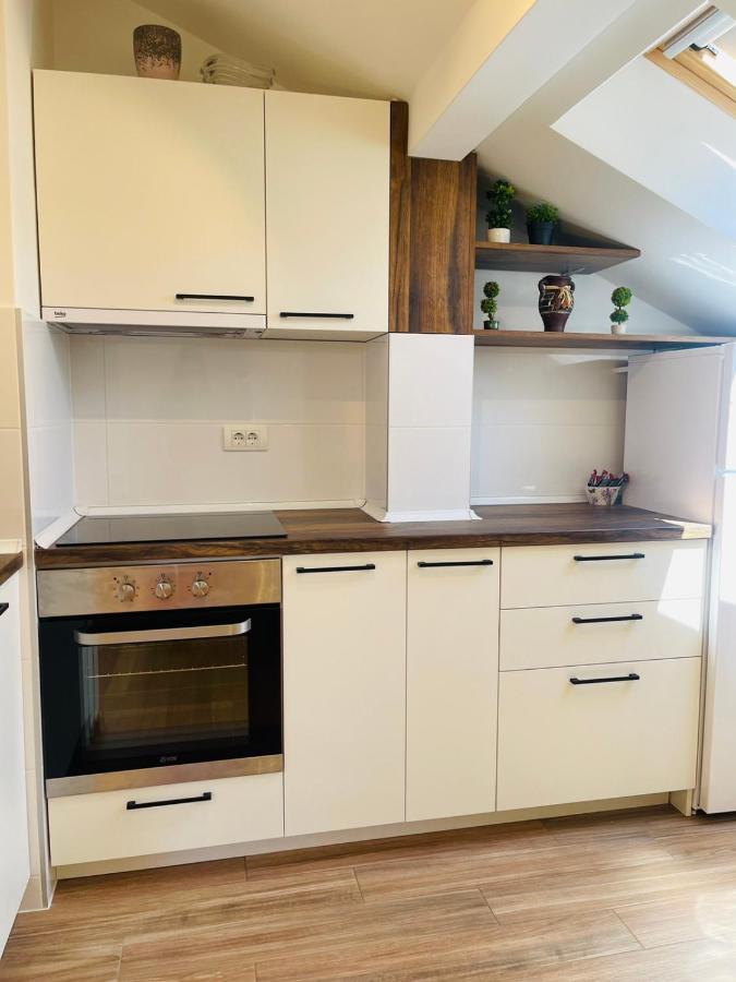 Sofija Apartment บันยาลูกา ภายนอก รูปภาพ