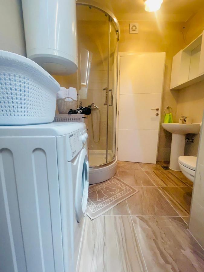 Sofija Apartment บันยาลูกา ภายนอก รูปภาพ